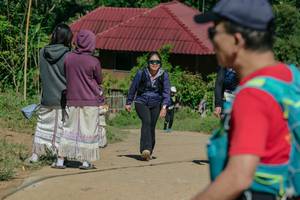 BIB: 
                            <button type="button" onclick="openModal(26719642)" class="btn btn-primary btn-sm float-right btn-popup" data-toggle="modal" data-target=".modal-high-quality">
                        <i class="fas fa-shopping-cart"></i> Add to Cart
                    </button>
                                            <button type="button" onclick="isThisMe(26719642, true)" class="btn btn-success btn-sm float-right btn-popup btn-isme hidden" data-toggle="tooltip" data-placement="bottom" title="นี่คือรูปของคุณใช่ไหม คลิกที่นี่เพื่อเอาเข้าอัลบั้ม">
                        <i class="fas fa-plus"></i> Add to album
                    </button>
                    <button type="button" onclick="isThisMe(26719642, false)" class="btn btn-warning btn-sm float-right btn-popup btn-isnotme hidden">
                        <i class="fas fa-ban"></i> Remove from album
                    </button>